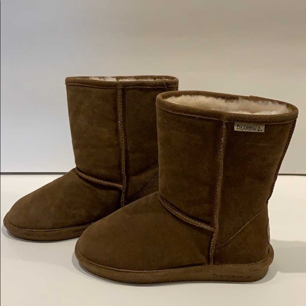 BEARPAW - Tan Boots Size 7